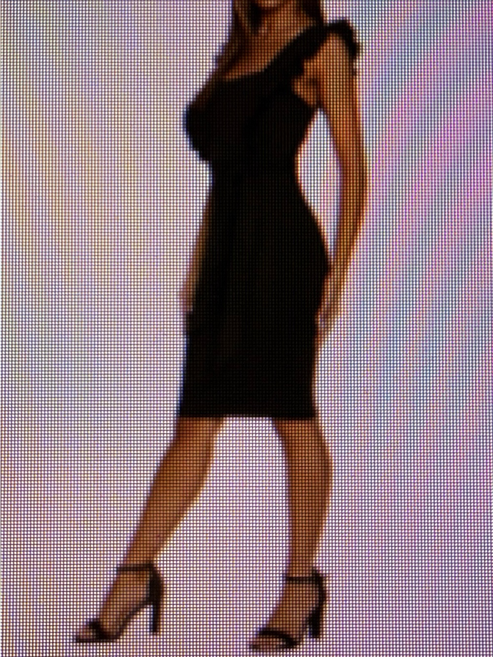 Elegant Black Midi Sheath Dress with Ruffled Straps